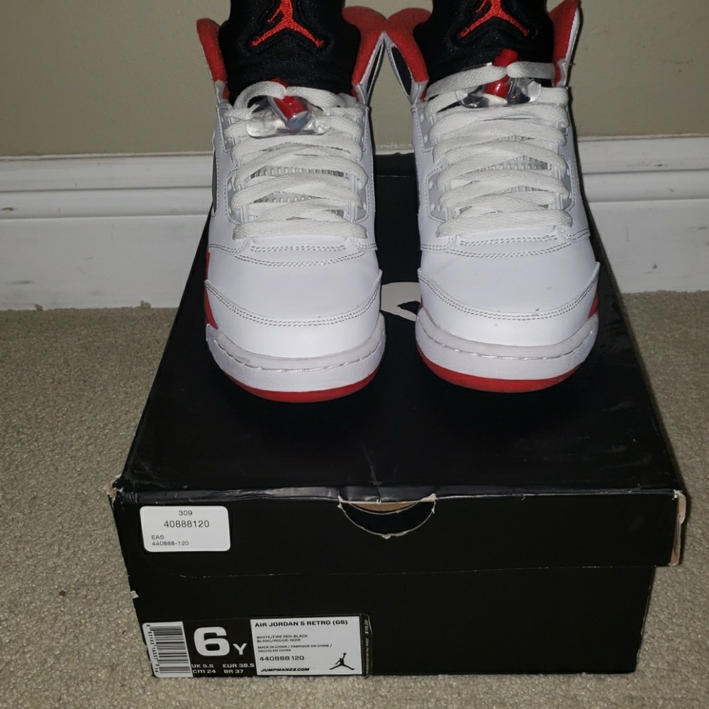 Air Jordan 5